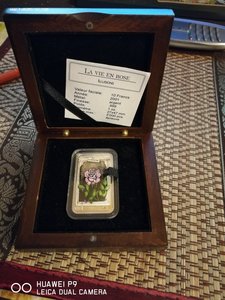 Две монеты из серии ИЛЛЮЗИЯ.