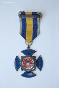 Знак "Заслужений працівник атомної єнергетики" в серебре