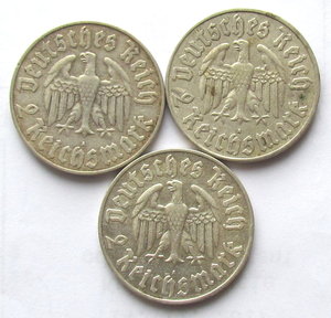 Три монеты 2 RM 1933 А Мартин Лютер