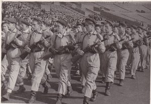 Парад к Юбилею Всеобуча. Униформа. Москва,1944 г. ТАСС.