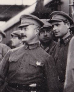 Встреча М.В.Фрунзе на Московском вокзале. Лнг. 1925 г. 2 сн.