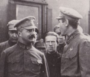 Встреча М.В.Фрунзе на Московском вокзале. Лнг. 1925 г. 2 сн.