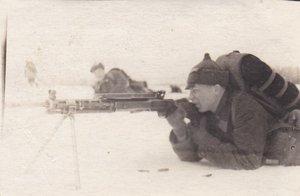 Манёвры Красной Армии (2). Пулемётчики в цепи.