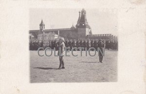 Парад курсантов в Кремле. Москва,1920 год.