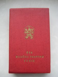 ЧССР, орден "Трудового Красного Знамени" серебро, коробка