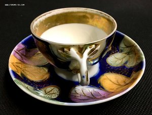 Изумительной красоты чайная пара Кузнецов. Кобальт, золочени