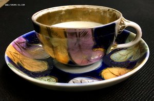 Изумительной красоты чайная пара Кузнецов. Кобальт, золочени
