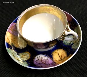 Изумительной красоты чайная пара Кузнецов. Кобальт, золочени