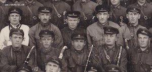 Командиры и бойцы 51-го кавполка 9-й Крымской кавдивизии.