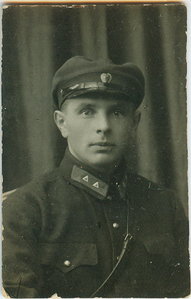 Милиционер. Ранняя Кокарда.