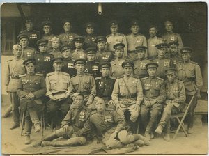 Кавалеристы. Донские Казаки?