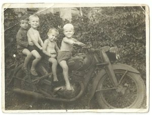 Мотоциклы, 9 фото.