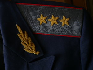 Китель генерал полковника с брюками.