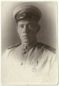 Ефрейтор с Медалью. Шифровка на Погоне, 1944 г.