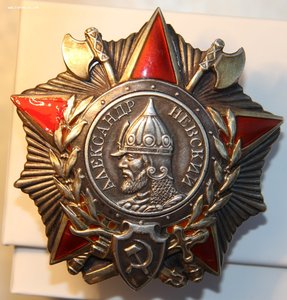 А Невский 8ххх  Комбат танкового батальона.