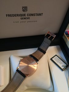 Золотые FREDERIQUE CONSTANT SLIMLINE GENTS ROSE GOLD