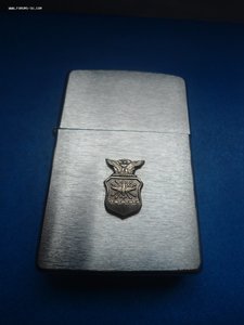 Зажигалка Zippo c кожанным чехлом ,старая