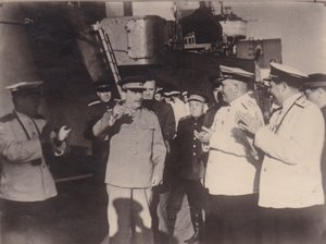 И.В.Сталин на борту военного корабля.
