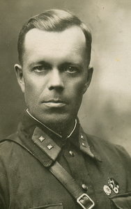 Сержант Милиции с Знаками. Каменец-Подольская обл, 1940 г.