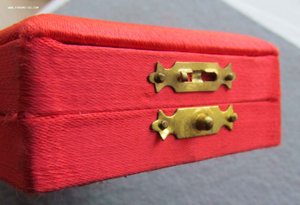 Вьетнам. Медаль дружбы в родной коробке