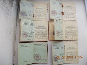 33 Орденских книжки есть ранние и на полководцев