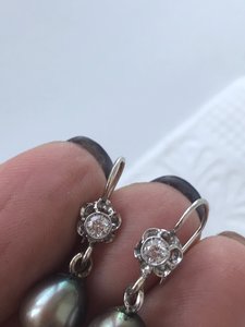 Серьги белое золото с жемчужинкой и бриллиантиком