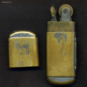 Зажигалка,перочинный нож на WW2