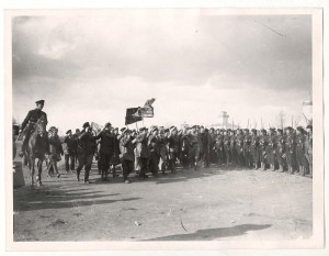 2 фото - Первые БОЛЬШЕВИКИ 1917-1918 КРАСНЫЕ КОМАНДИРЫ