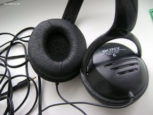 Наушники Sony MDR-CD250