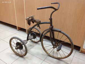 Старинный Детский велосипед