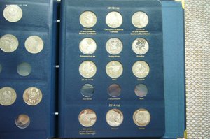 Альбом - юбилейные монеты Казахстана - 49 шт