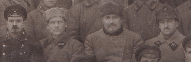 Командиры и бойцы ж/д войск РККА. БКЗ РСФСР. Знаки. Петлицы.