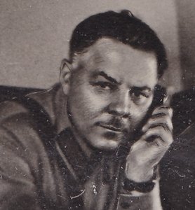 "Сотовая связь" в президиуме. Москва,1935 год.