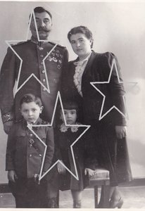 Маршал С.М.Будённый с семьёй. 1938-1939 года. 6 фото.