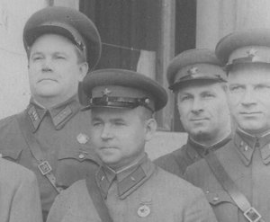 Н.С.Хрущов,П.С.Рыбалко,Корниец среди военных. г.Киев,1940 г.