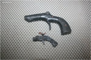 2 детских игрушечных мини пистолета металл