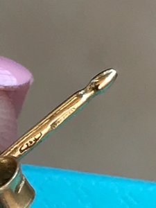 Сережки крестики 750 бренд руинчики и бриллиантик