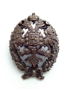 Знак Академии Генштаба.