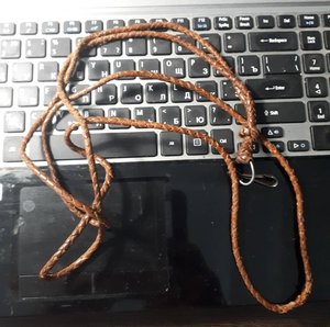 Плетеный шнурок от нагана