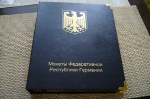 Альбом монеты ФРГ - 5+10 марок и прочее