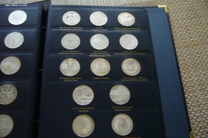 Альбом монеты ФРГ - 5+10 марок и прочее