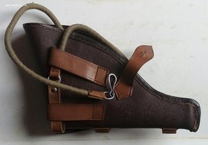 Кобура под револьвер.