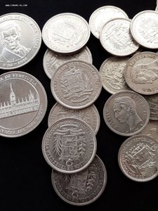 Венесуэла 2 и 1 боливары серебро 8 и 12 шт. шт.блеск 1960-65