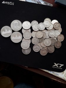 Венесуэла 2 и 1 боливары серебро 8 и 12 шт. шт.блеск 1960-65