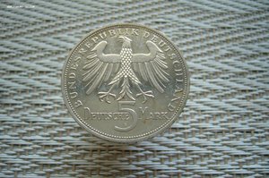 Альбом монеты ФРГ - 5+10 марок и прочее