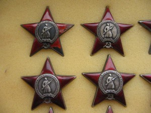 Красные Звезды-разные-35 ШТУК-ЗАКРЫТО.