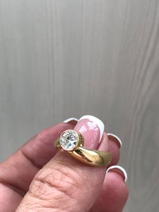 Кольцо с бриллиантом 0.82 карата