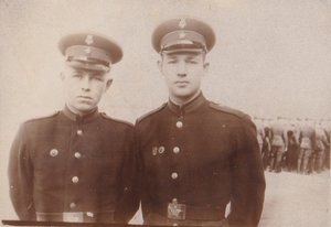 Музыканты СА. Кокарды. Погоны.