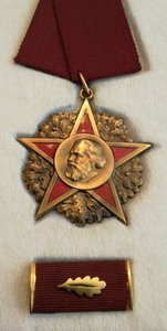 ГДР Карл Маркс тяжелый в домике, люкс