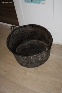 Большой красномедный чан с ушками,19 век,вес около 6 кг!